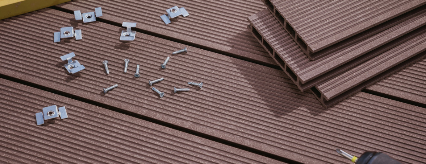Ako vybrať najlepšie dosky na balkón? Cena, inštalácia a údržba