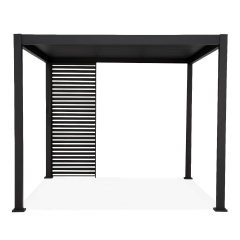Antracitový hliníkový žalúziový panel Gutroof Premium 93 cm namontovaný na konštrukcii pergoly