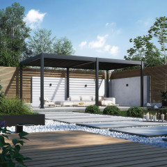 Hliníková pergola Gutroof DELUXE 3,6x6 m antracit v modernej záhradnej architektúre s posedením na terase