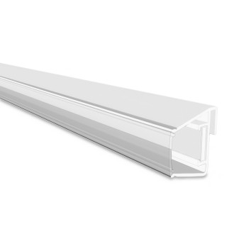 Detail bieleho LED osvetlenia Gutroof pre pergolu 4x2 m na bielom pozadí