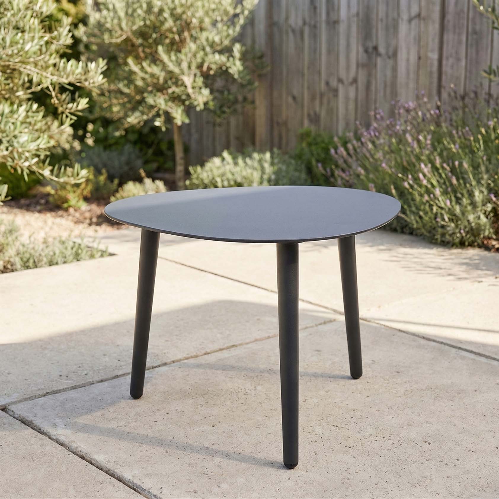 Konferenčný stolík AQUALIS 40 × 40 cm Grey – Bjørkka