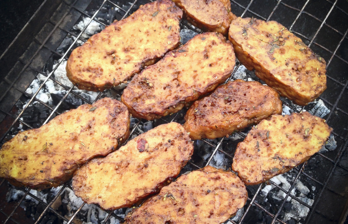 seitanov&yacute; steak z grilu