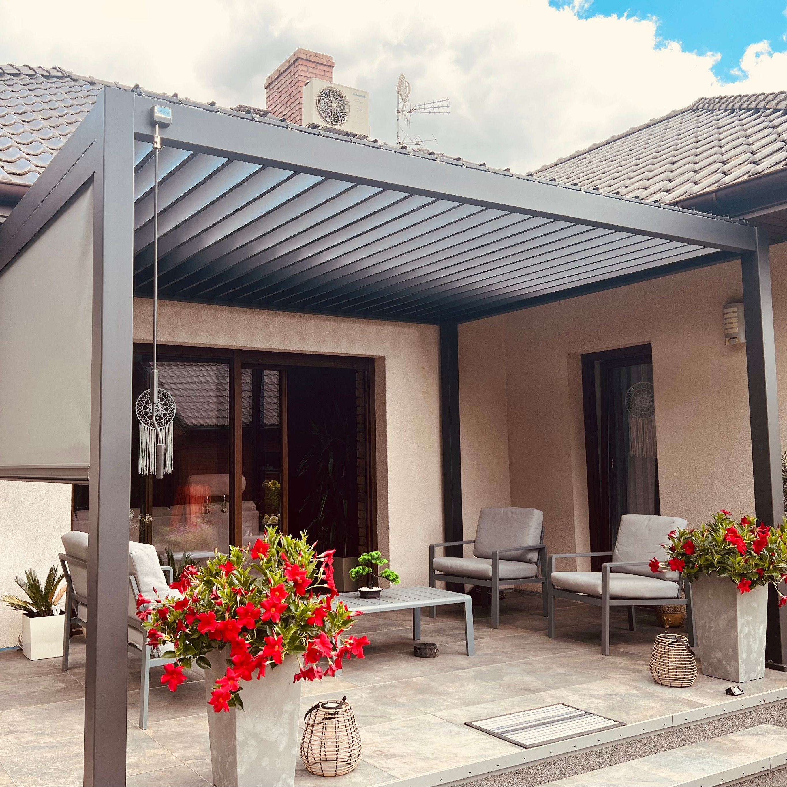 Hliníková pergola Gutroof Premium 3x4 m antracit fotografia realizácie 7