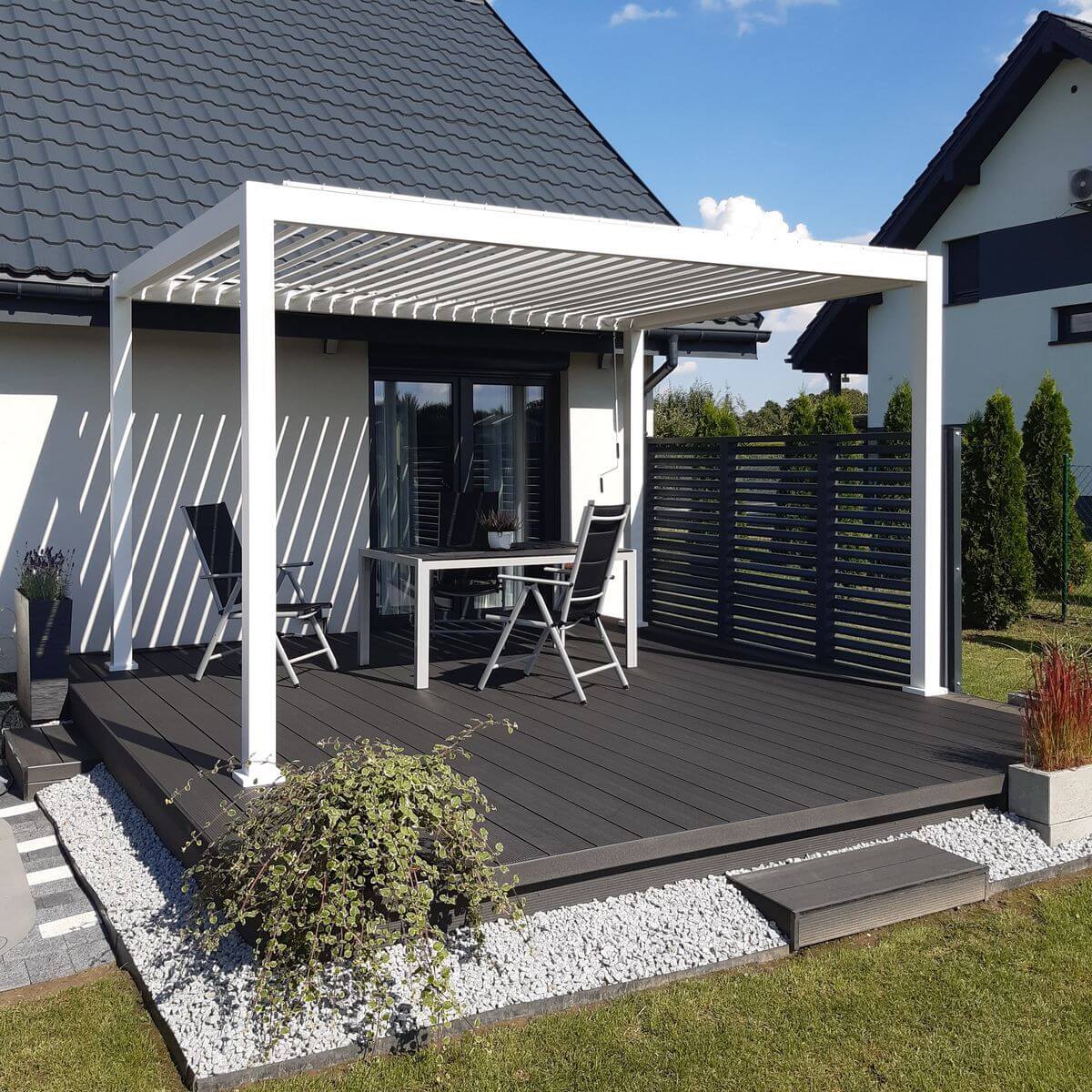 Hliníková pergola Gutroof Premium 3x4 m biela fotografia realizácie 6