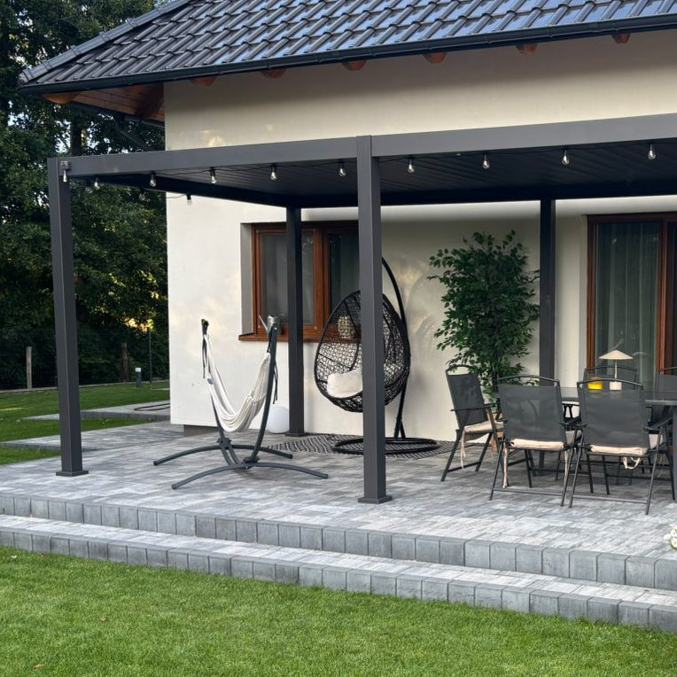 Hliníková pergola Gutroof Premium 3x6 m antracit fotografia realizácie 8