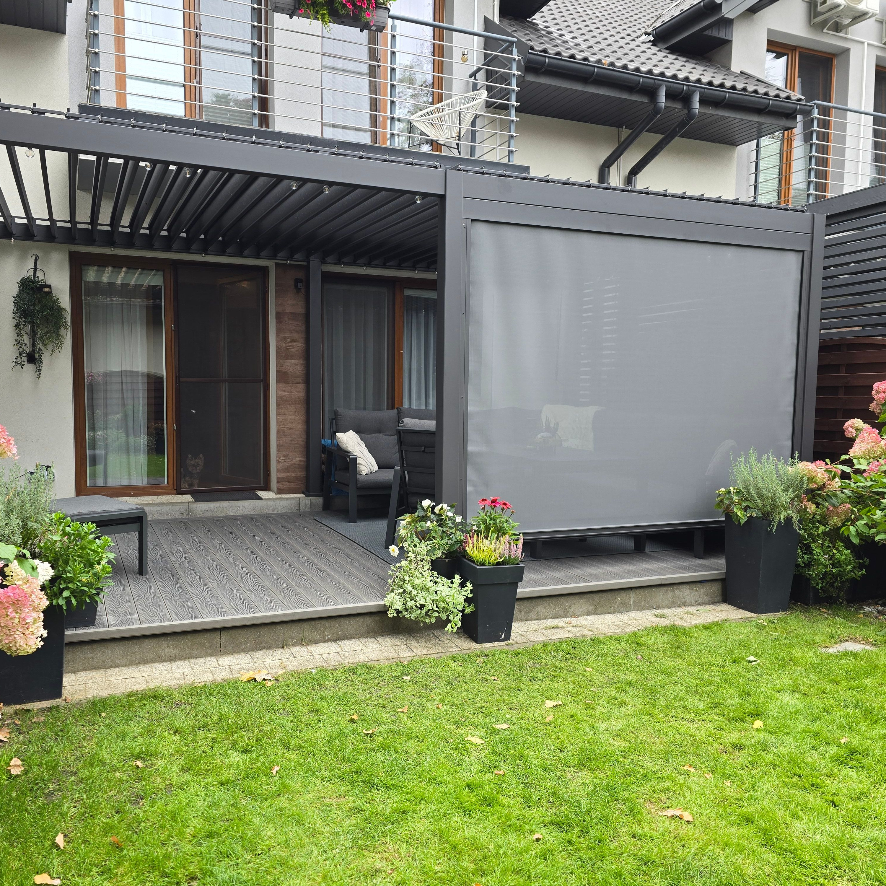 Roleta pre pergoly Gutroof Premium 3 m antracit fotografia realizácie 6