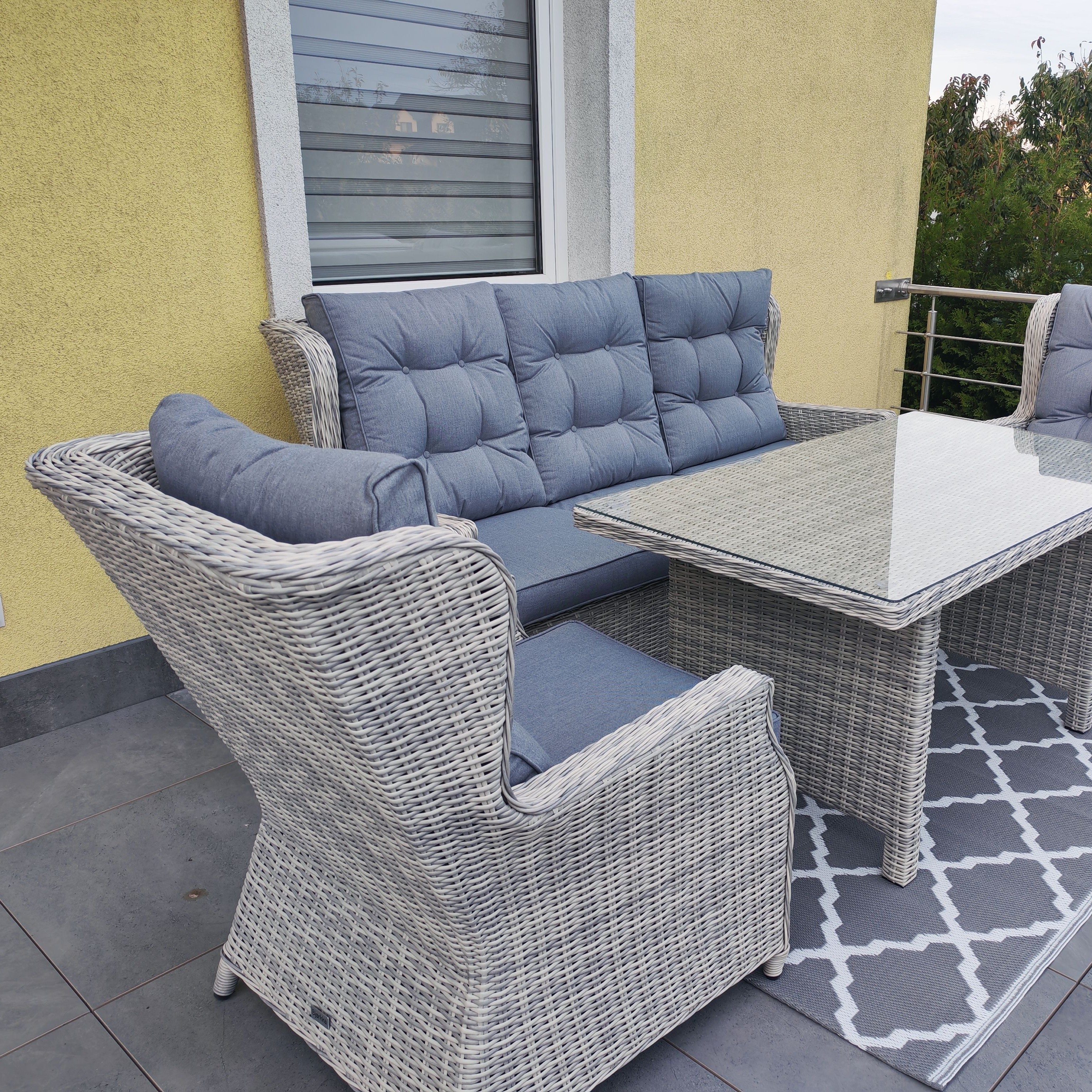 Záhradná súprava BJORKKA Trivento Dining 3 White Grey fotografia realizácie 8