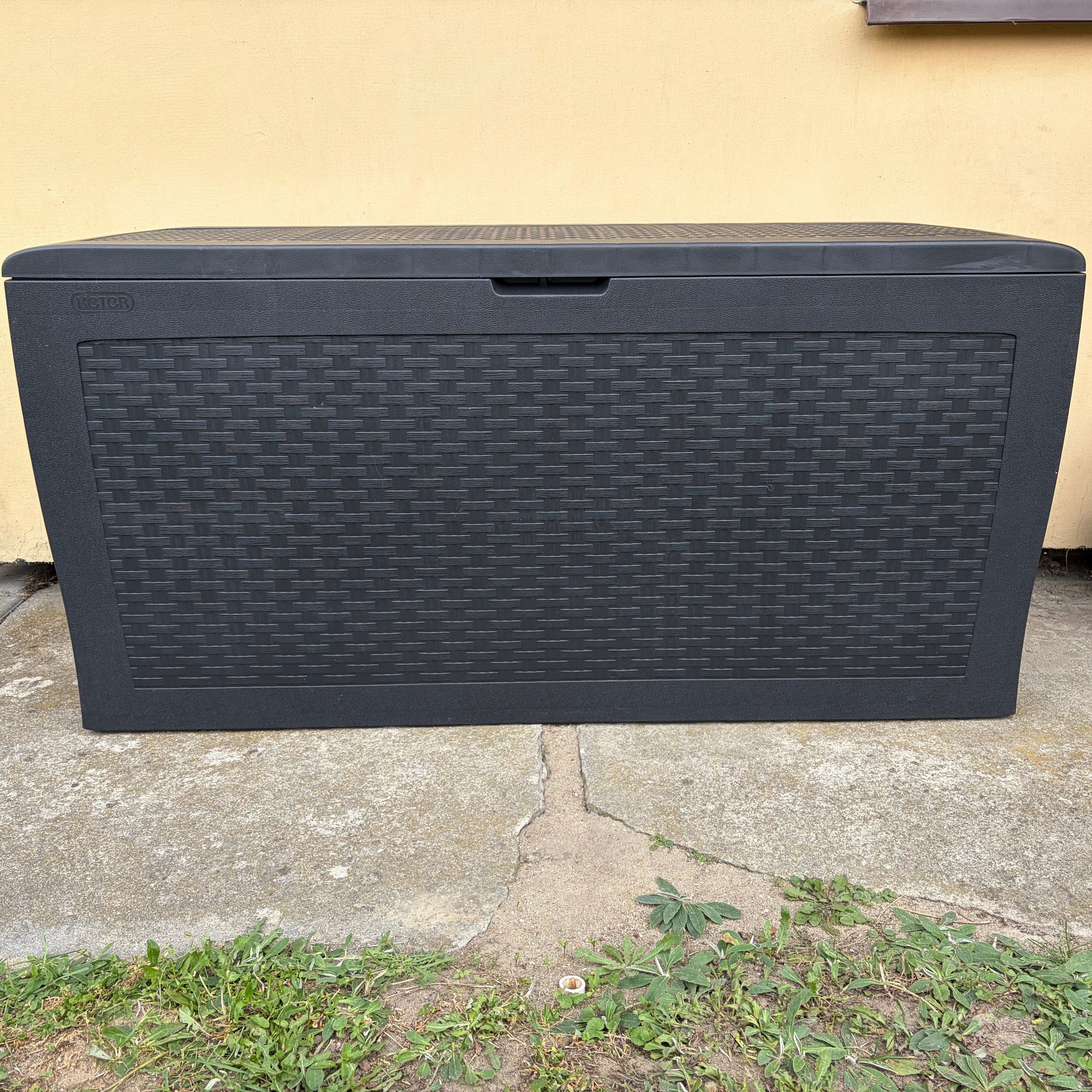 Záhradný úložný box Keter Samoa 270L grafit fotografia realizácie 3