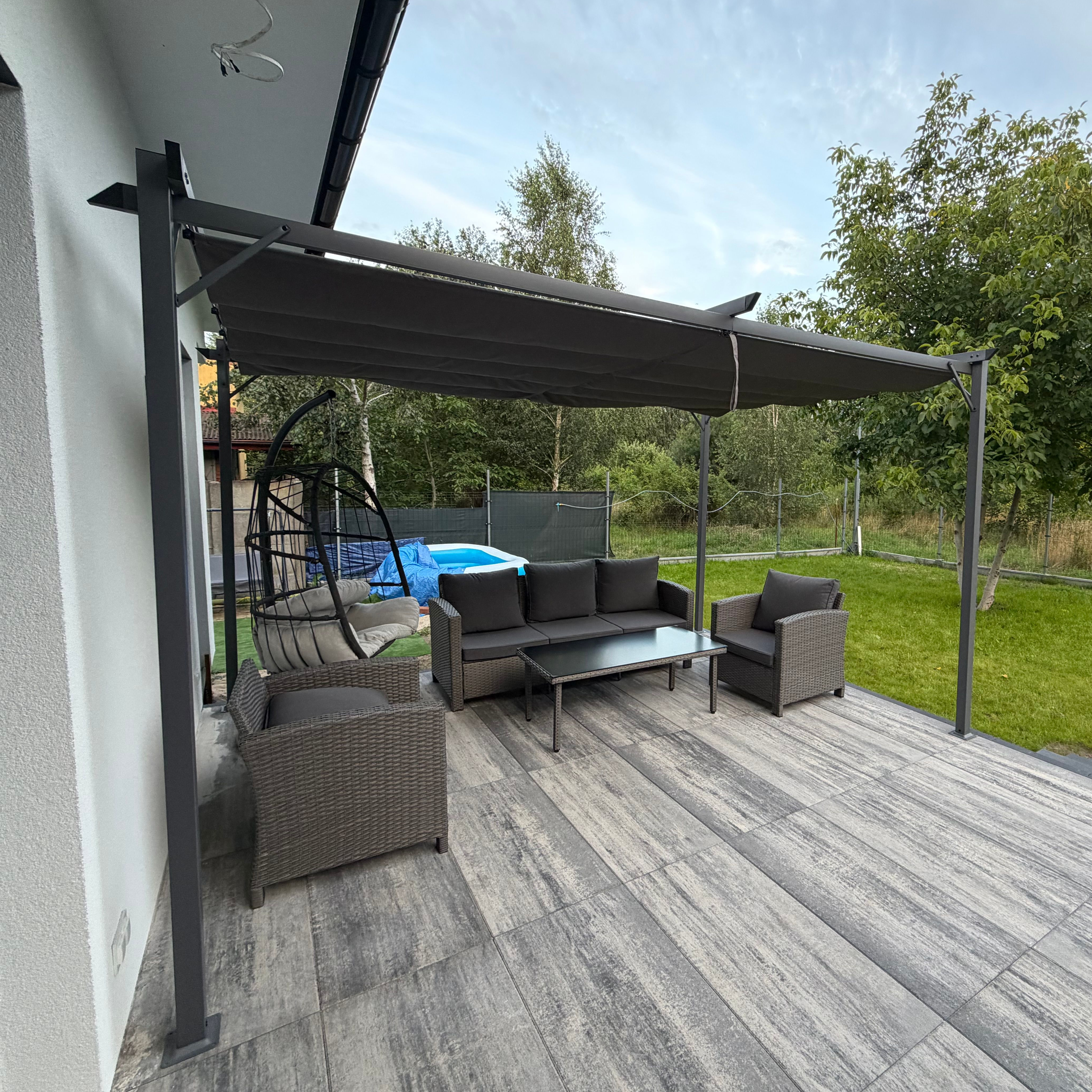 Kovová pergola Hardmaister SPRINT 3x4 m antracit fotografia realizácie 2