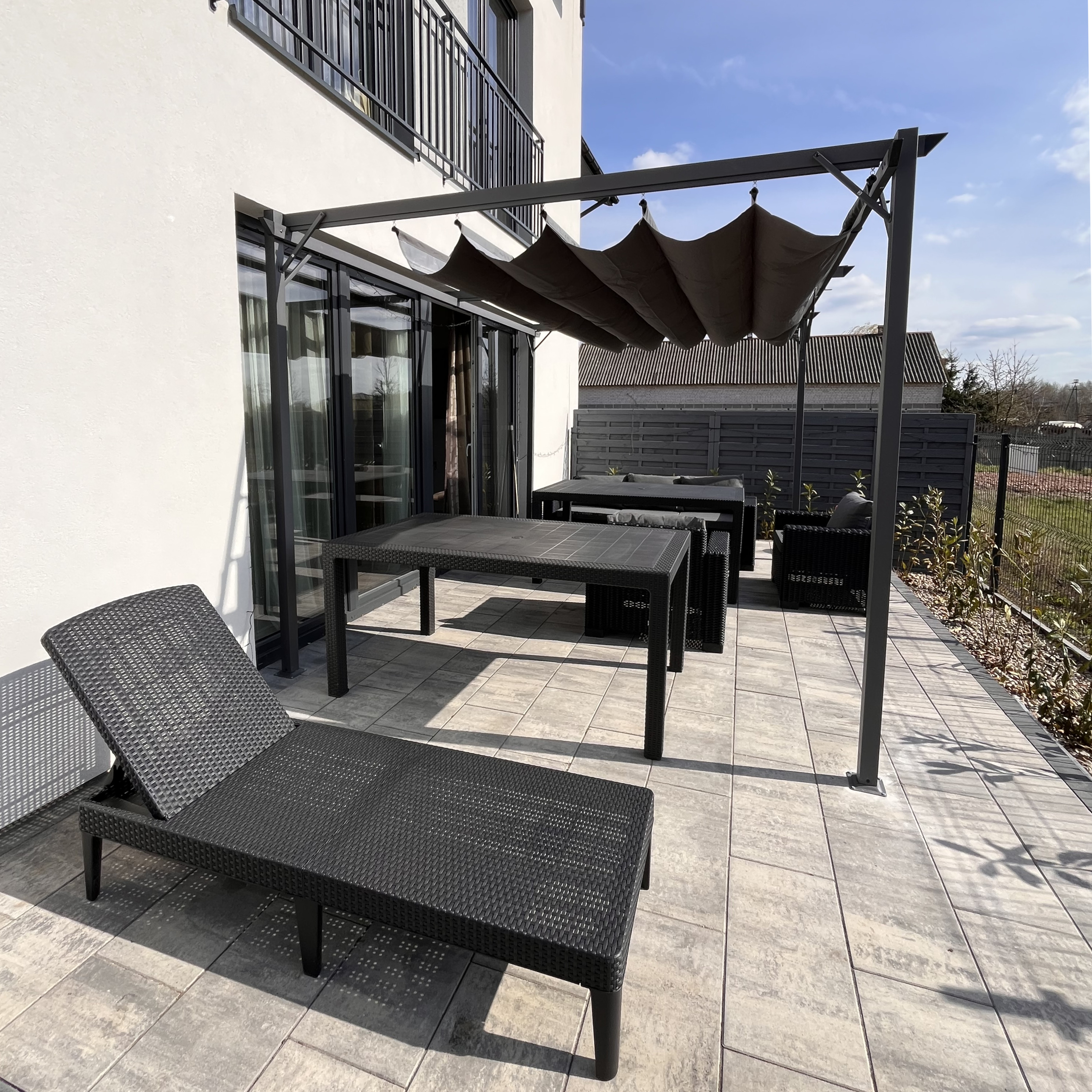 Oceľová pergola Hardmaister Sprint Plus 3x4 m s roletami fotografia realizácie 2