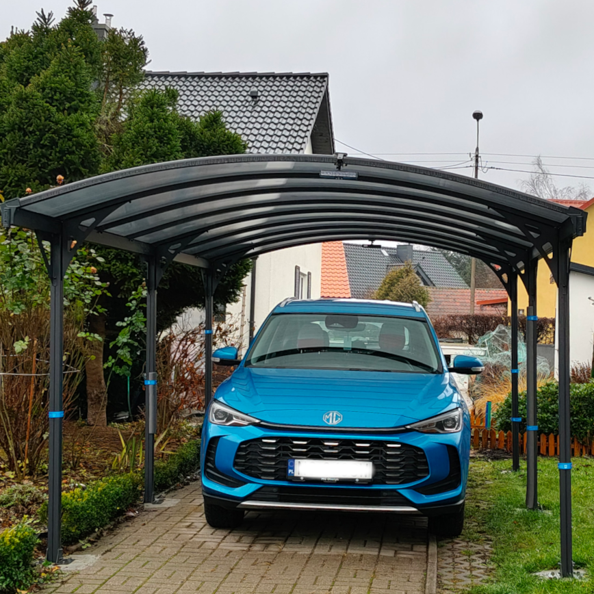 Hliníkový prístrešok na auto NEVADA 5,8x3 m Hardmaister fotografia realizácie 2