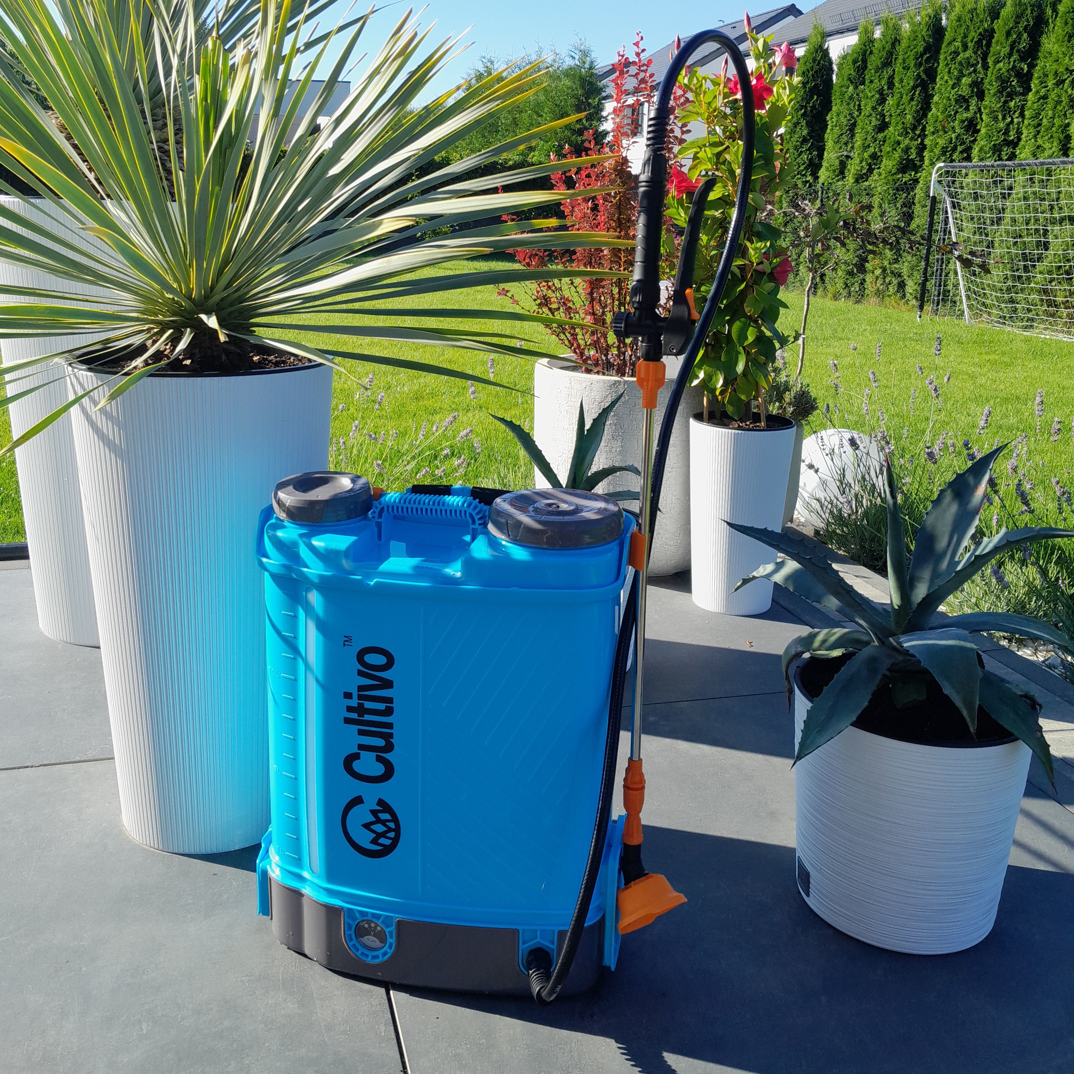 Akumulátorový postrekovač Cultivo 16 l s herbicídnym krytom fotografia realizácie 6