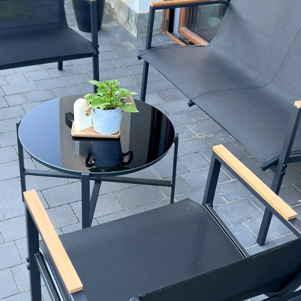 Kovová záhradná zostava Bjørkka MANGO CAFFE - čierna fotografia realizácie 8