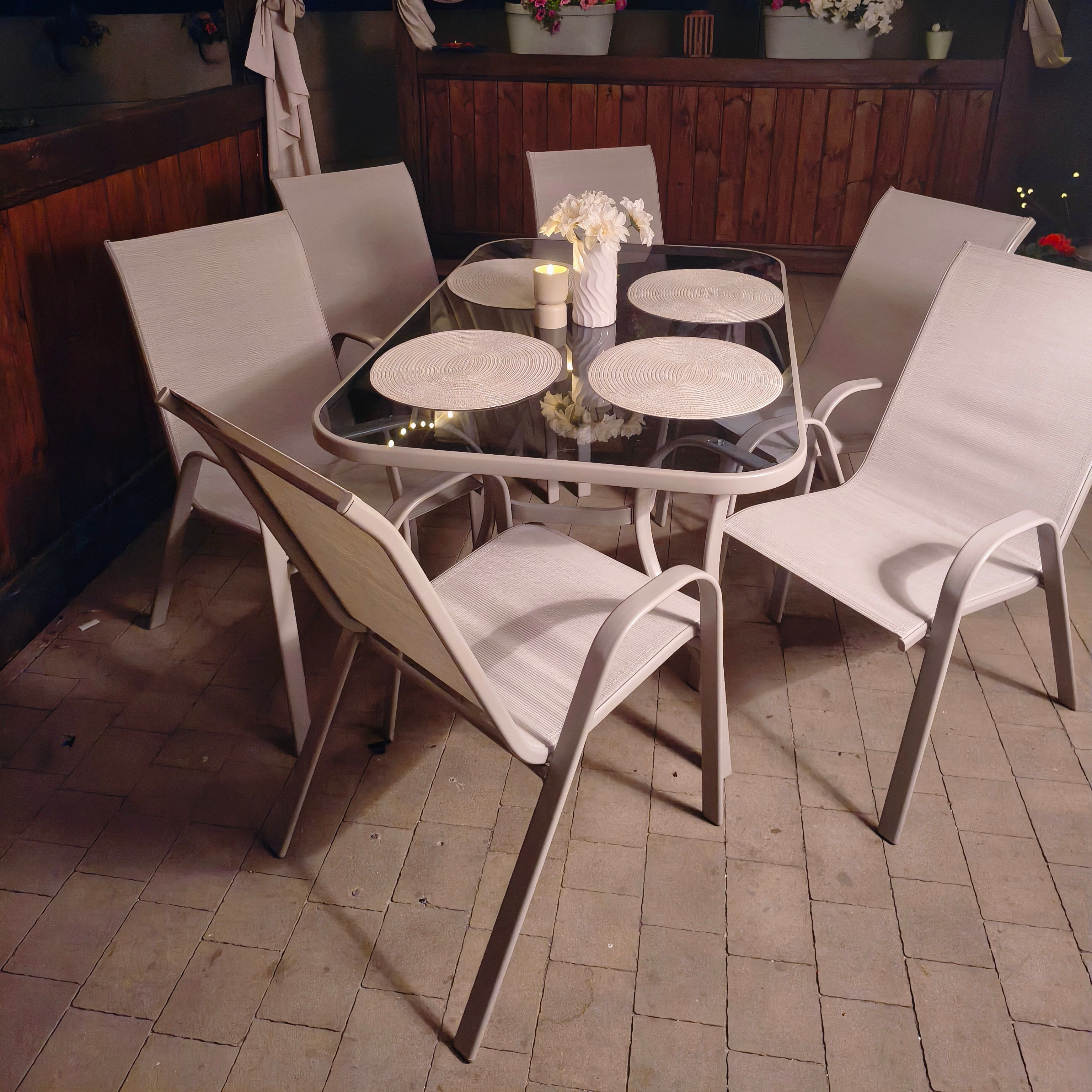 Záhradný set BOLOGNA 6+1 svetlo béžová fotografia realizácie 2