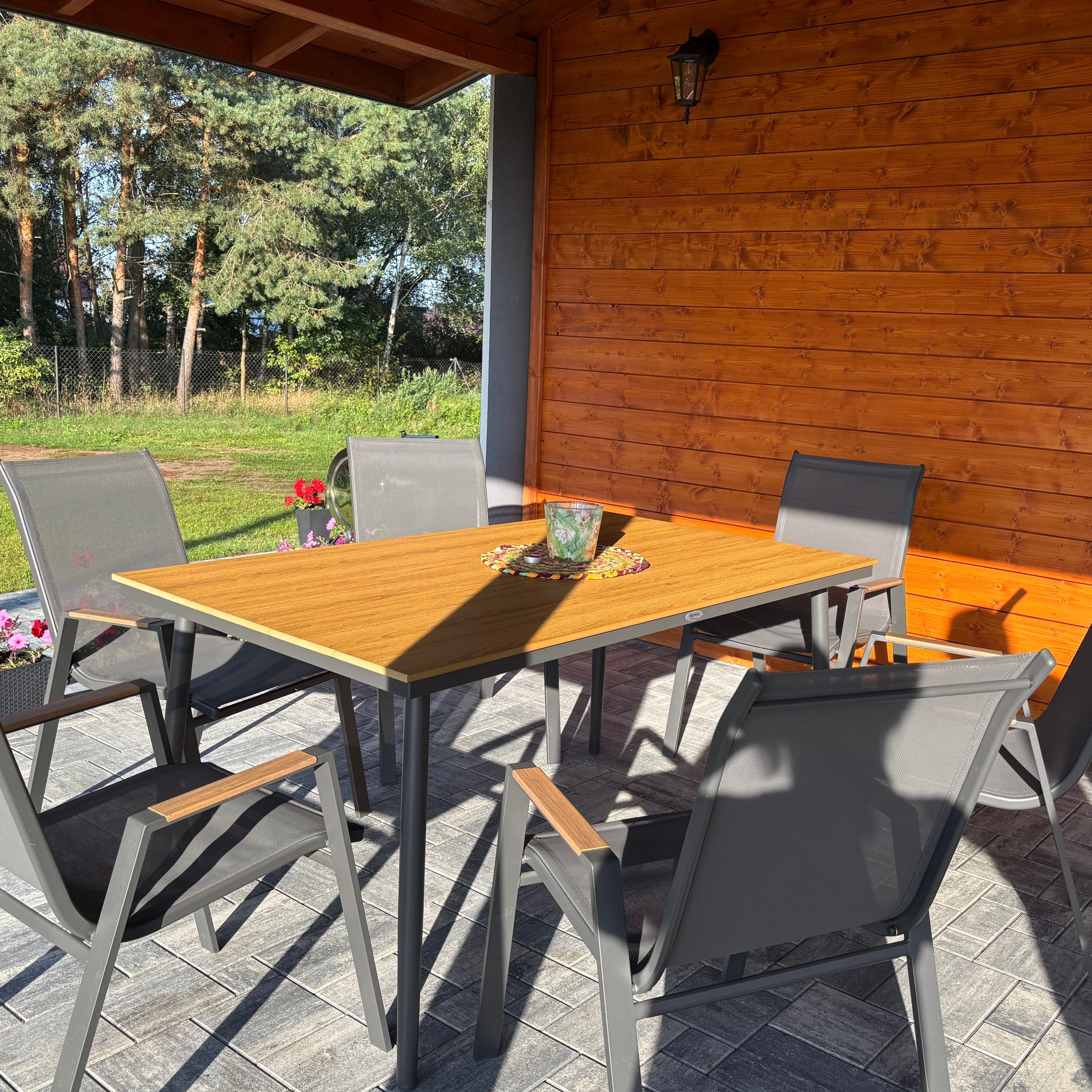 Jedálenská súprava NOVA DINING 6+1 Dark Grey - Bjørkka fotografia realizácie 2
