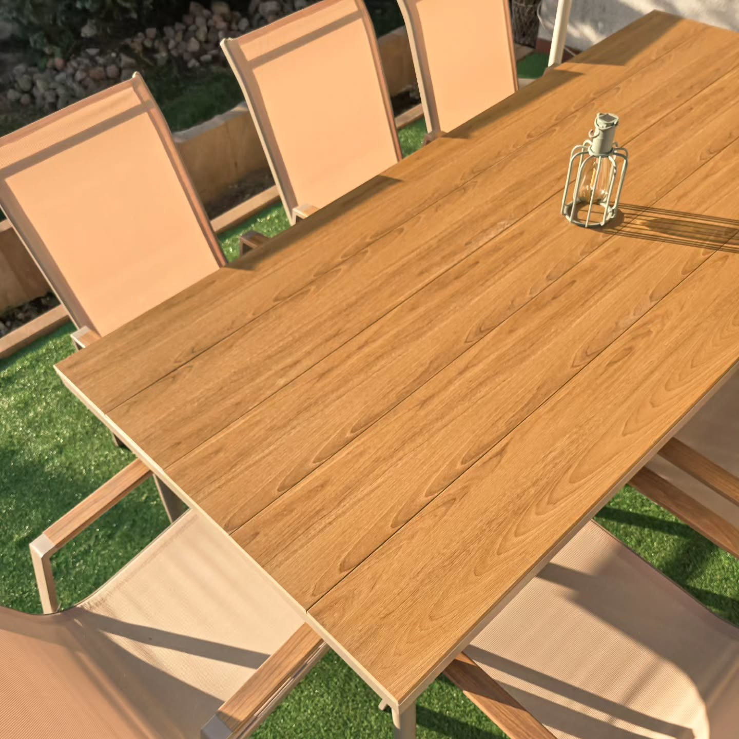 Jedálenská súprava na terasu NOVA DINING 8+1 Taupe - Bjørkka fotografia realizácie 5