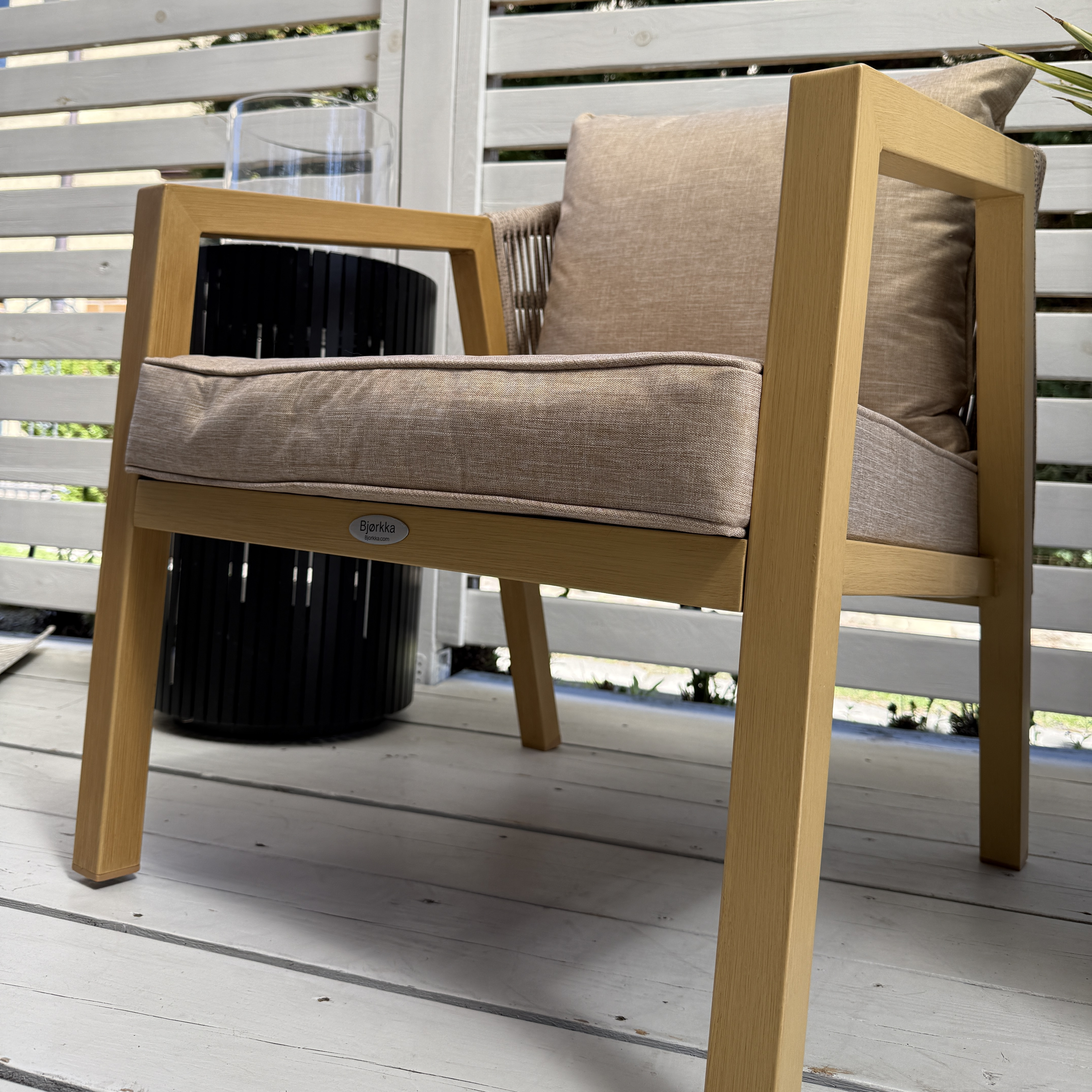 Záhradná súprava LOARA CAFFE MAX WOOD LOOK - Bjørkka fotografia realizácie 7