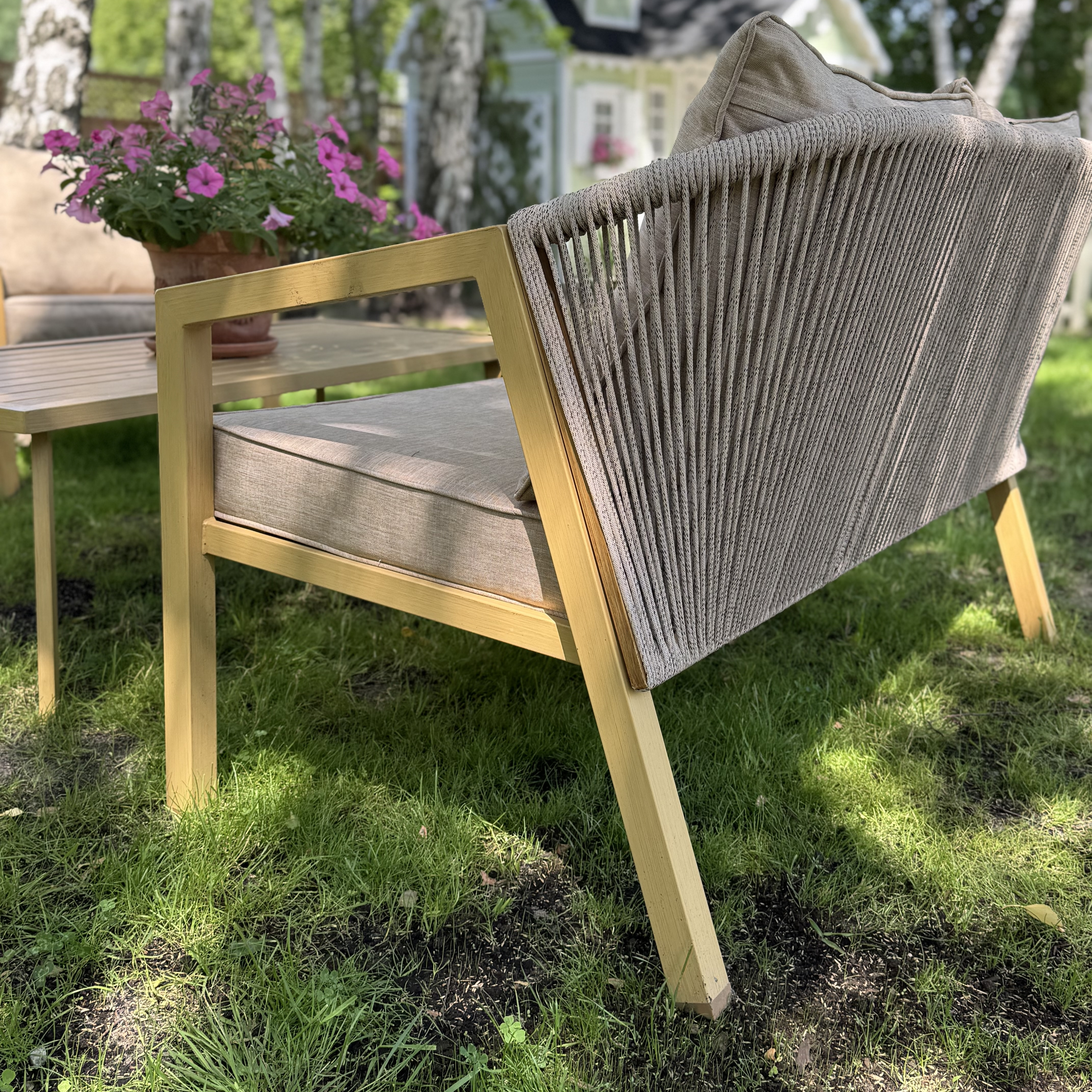 Terarový set LOARA CAFFE WOOD LOOK - Bjørkka fotografia realizácie 3