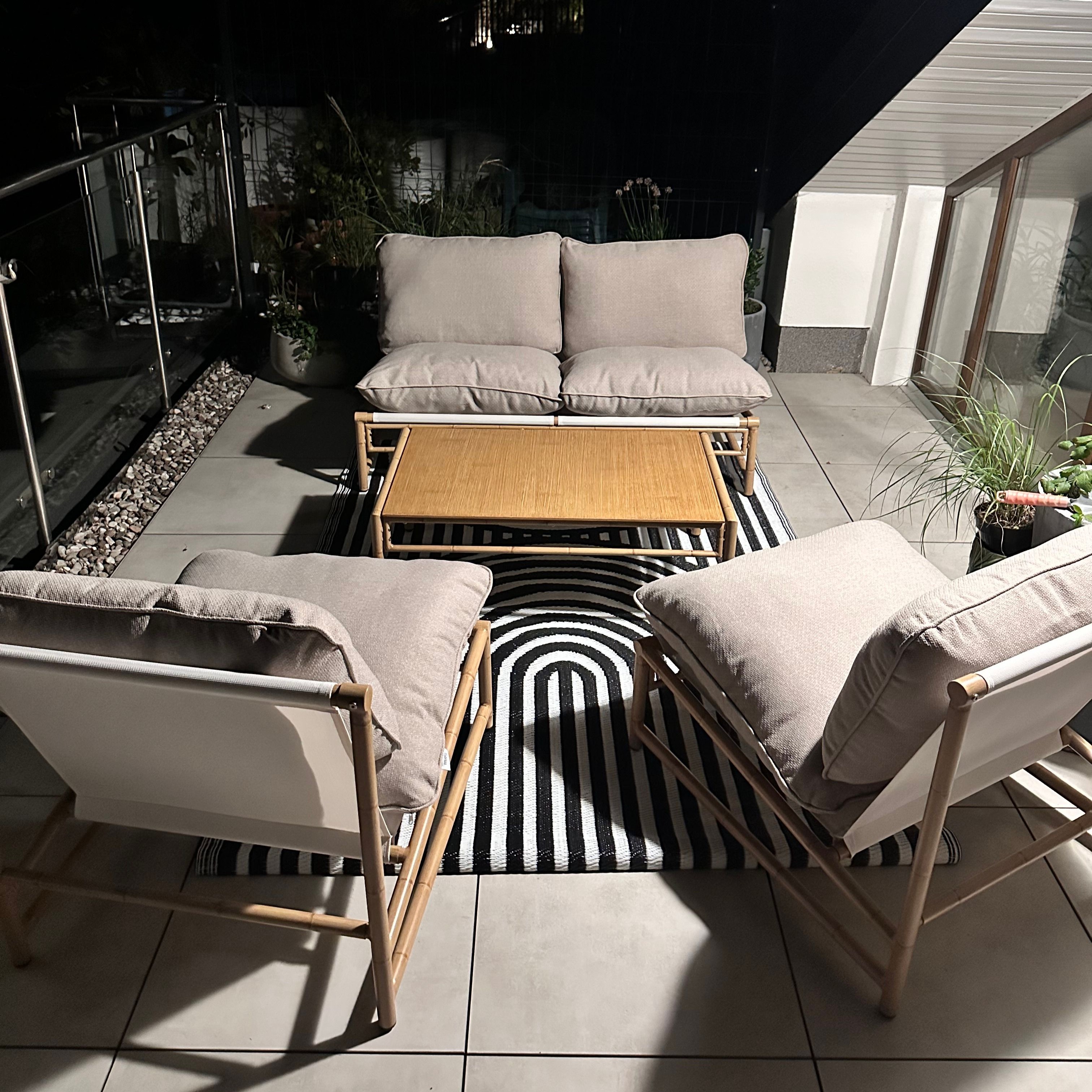 Záhradná súprava MAKANI CAFFE Grey/Beige - Bjørkka fotografia realizácie 2