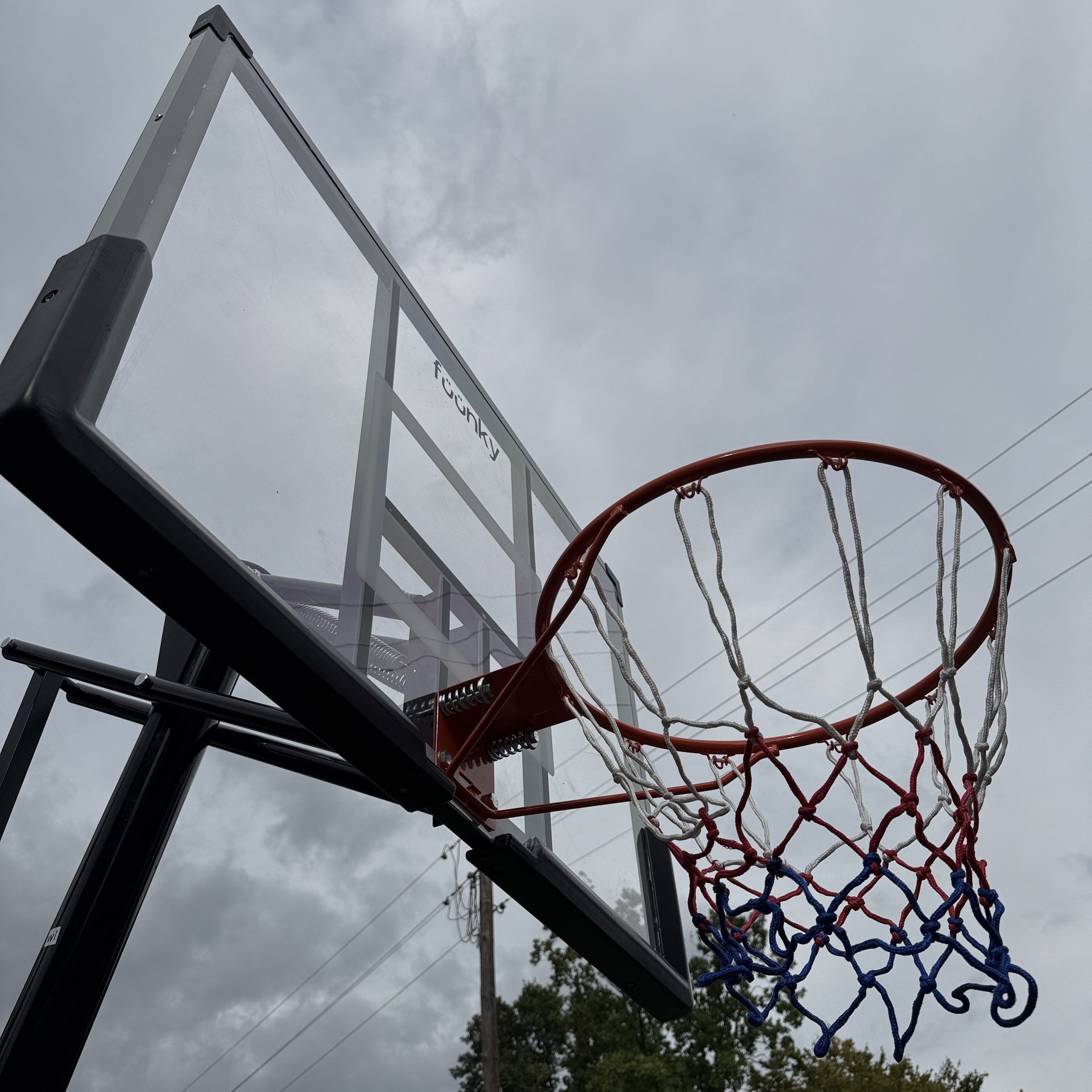 Mobilný basketbalový kôš na záhradu 245-305 cm - Fuunky fotografia realizácie 3