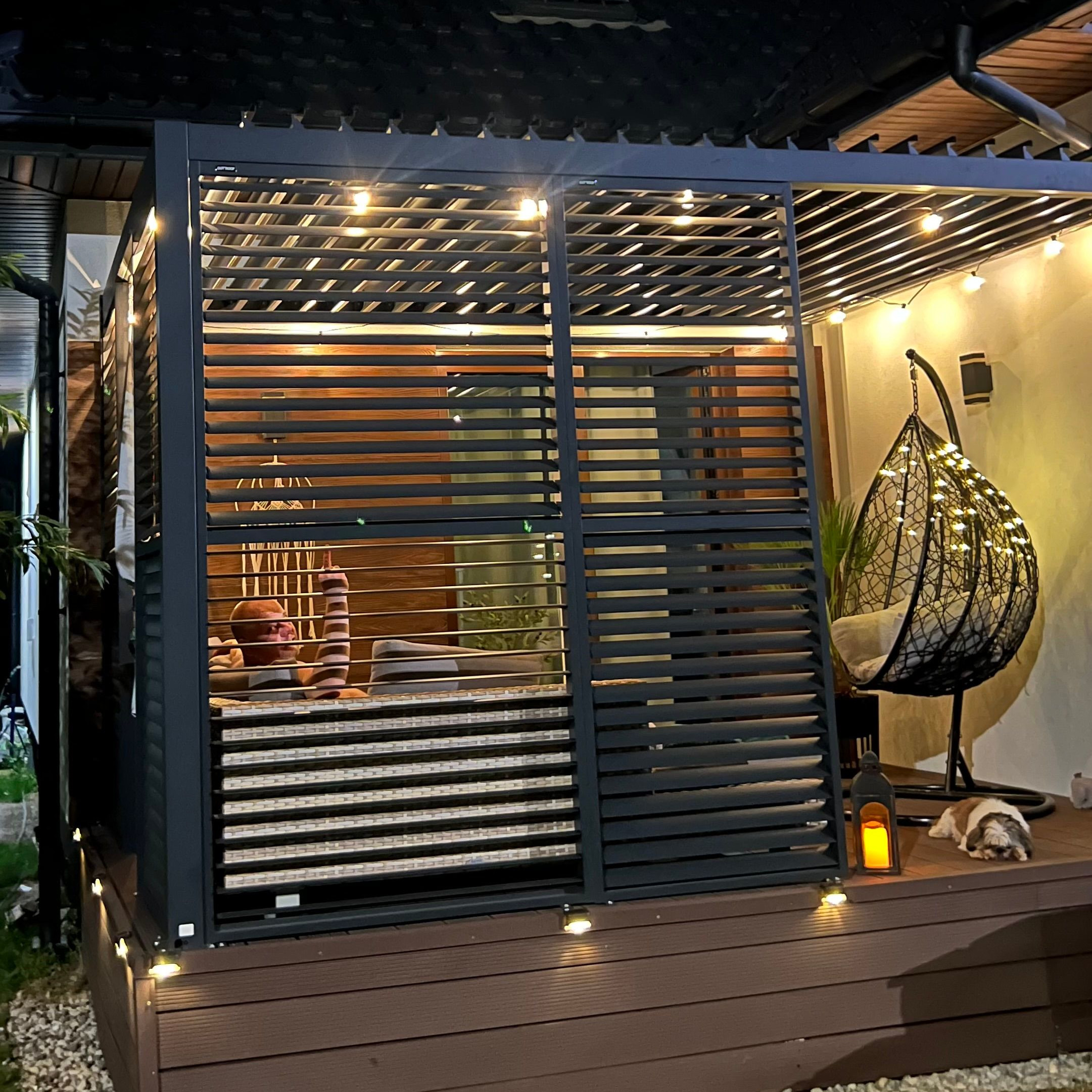 Záhradná terasa pergola PRIMARY 3x4 Antracit - Gutroof fotografia realizácie 1