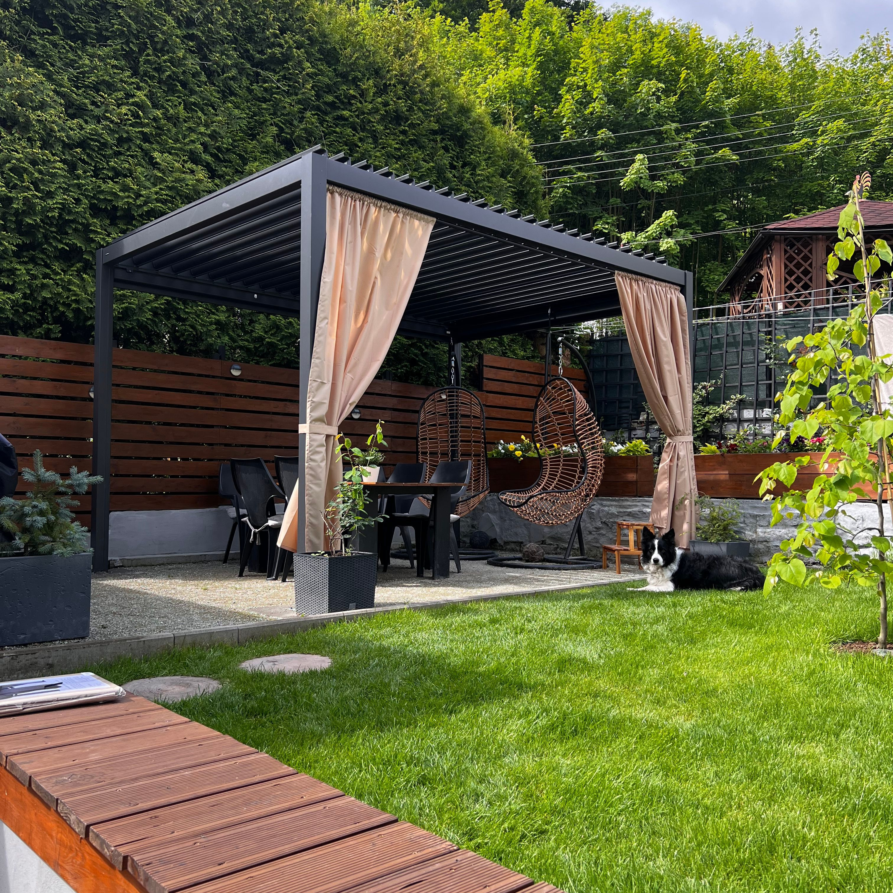 Záhradná terasa pergola PRIMARY 3x4 Antracit - Gutroof fotografia realizácie 4